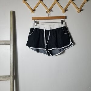 OP WOMEN'S BLACK AND WHITE SWIM SHORTS SIZE XL